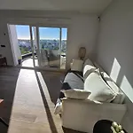 2 Bedroom Bali With Sea Views Torrevieja