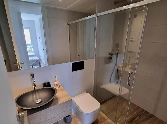 2 Bedroom Bali With Sea Views *