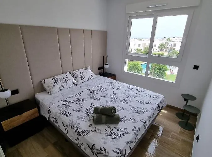 2 Bedroom Bali With Sea Views Lägenhet