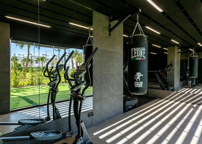 2 Bedroom Bali With Sea Views Apartment Torrevieja