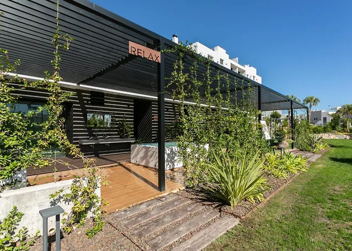 2 Bedroom Bali With Sea Views * Torrevieja