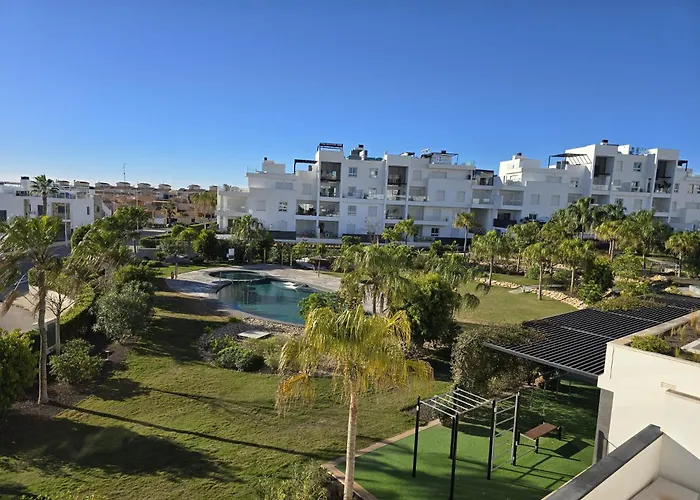 Apartment 2 Bedroom Bali With Sea Views *