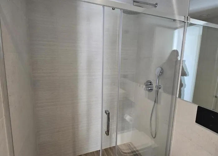 2 Bedroom Bali With Sea Views Apartment Torrevieja