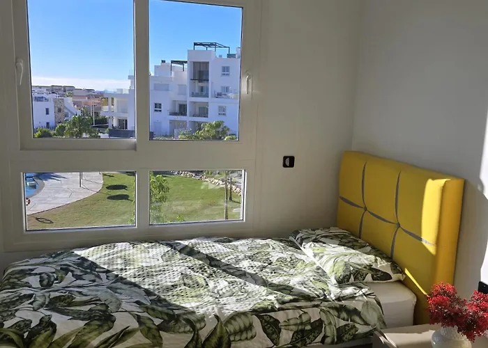 2 Bedroom Bali With Sea Views * Torrevieja