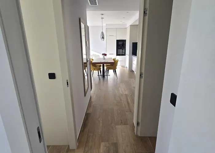 Apartment 2 Bedroom Bali With Sea Views Torrevieja