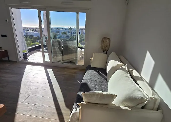 2 Bedroom Bali With Sea Views Torrevieja