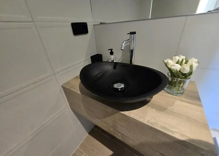 2 Bedroom Bali With Sea Views Torrevieja