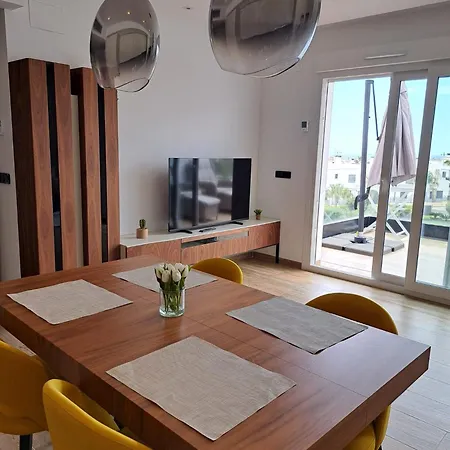 2 Bedroom Bali With Sea Views * Торевьиа