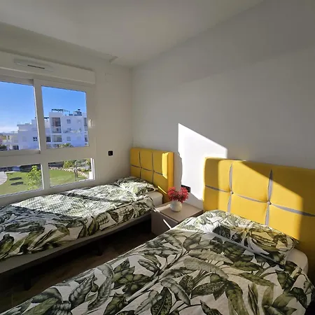 2 Bedroom Bali With Sea Views Апартаменты *