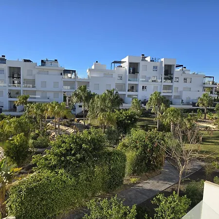 Апартаменты 2 Bedroom Bali With Sea Views *